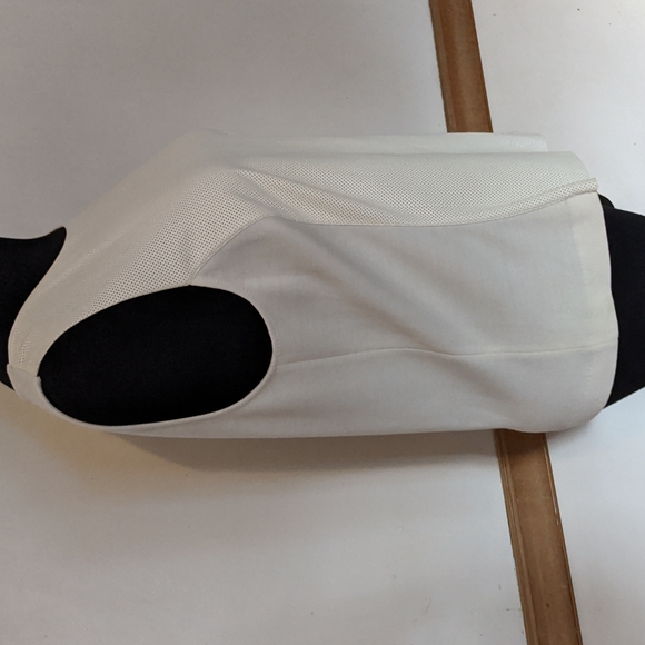 ST. JOHN New with Tags Leather, Knit Top size Small - Picture 7 of 16